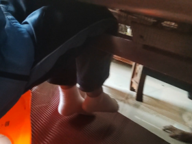 妈妈:“切断算了!”儿子:“切断什么?我的腿吗?”